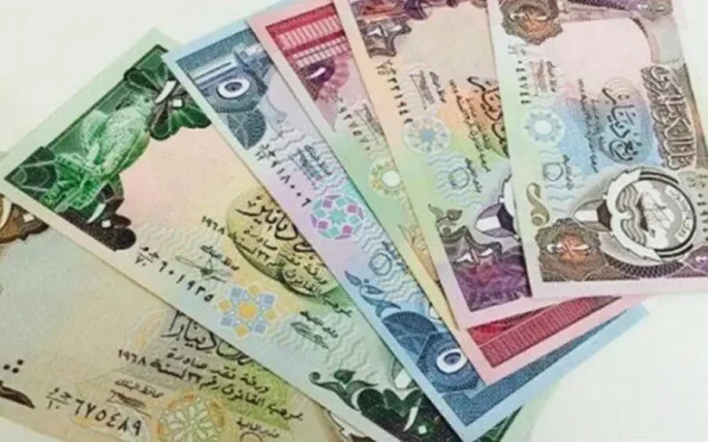 سعر الدينار الكويتي اليوم الإثنين 1 ديسمبر 2025 وتوجهات السوق وتأثيرها على الاقتصاد المحلي